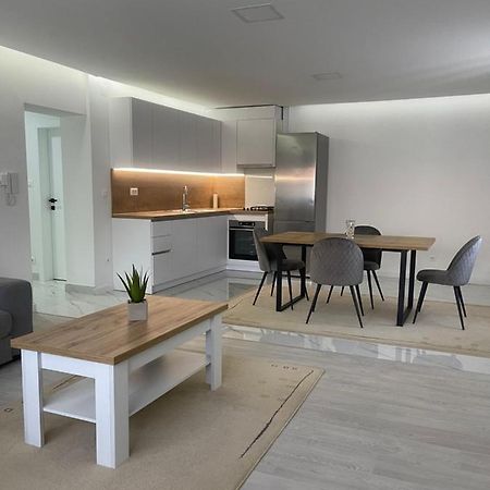 زغرب Rozi Apartments المظهر الخارجي الصورة